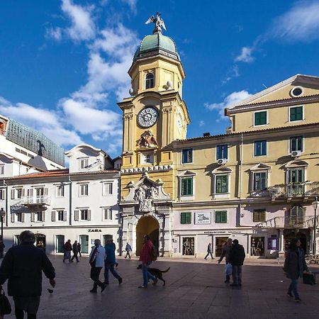 Gorgeous Apartment In Rijeka With House Sea View מראה חיצוני תמונה